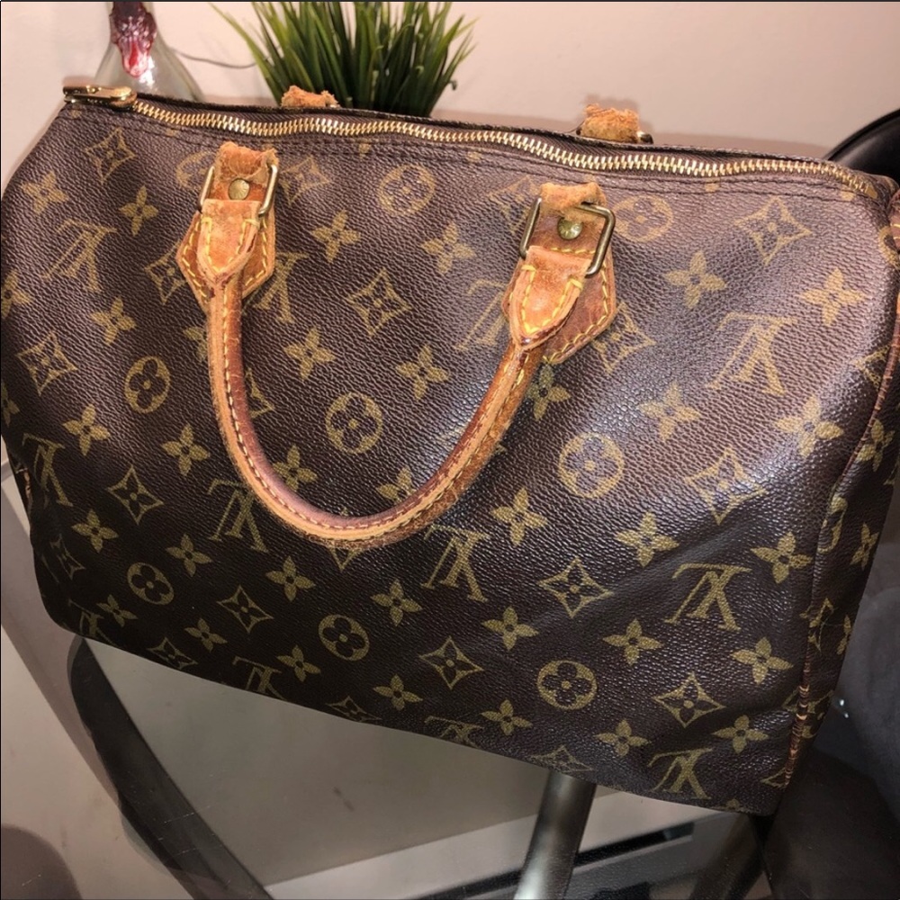 Louis Vuitton speedy 30
